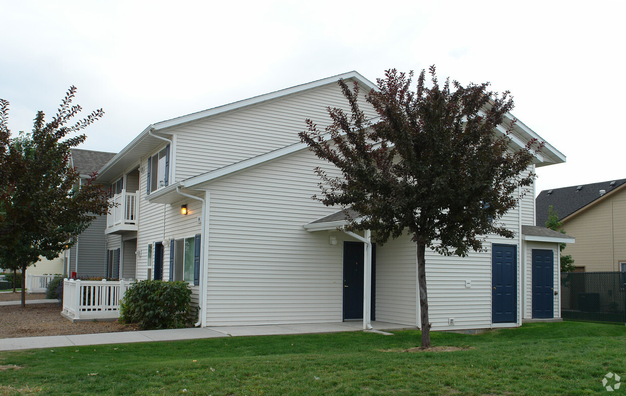 Building Photo - Courtyards At Ridgecrest Apartments