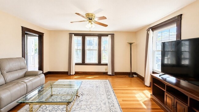 Foto del edificio - 86 Howard St