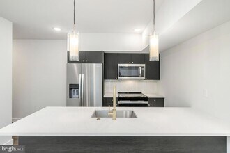 Building Photo - 1102 Germantown Ave