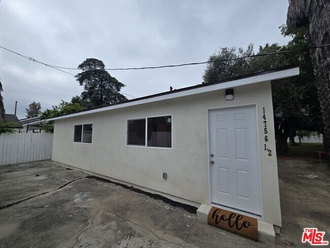 Foto del edificio - 14756 Lemay St