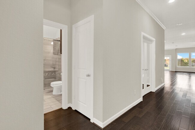 Building Photo - 11150 Honeysuckle Haven Dr