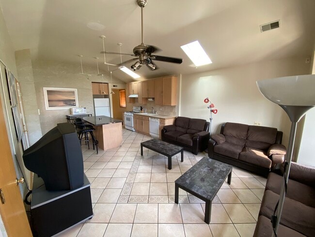Living Room / Kitchen - 2442 W Fillmore St