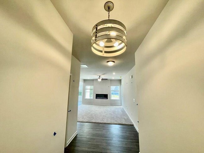 Building Photo - 1 Lyndhurst Dr