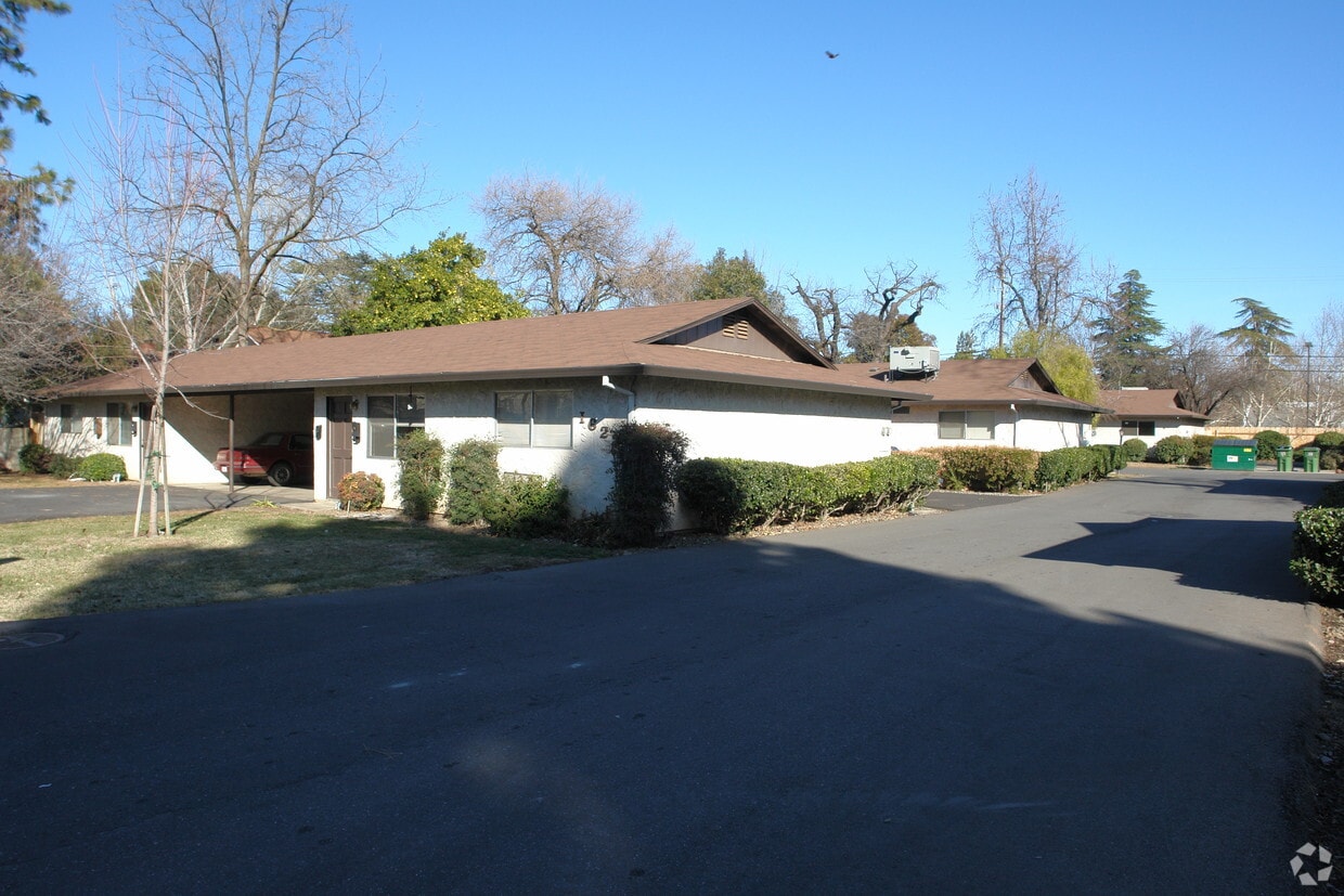 Building Photo - 1622 Palm Ave