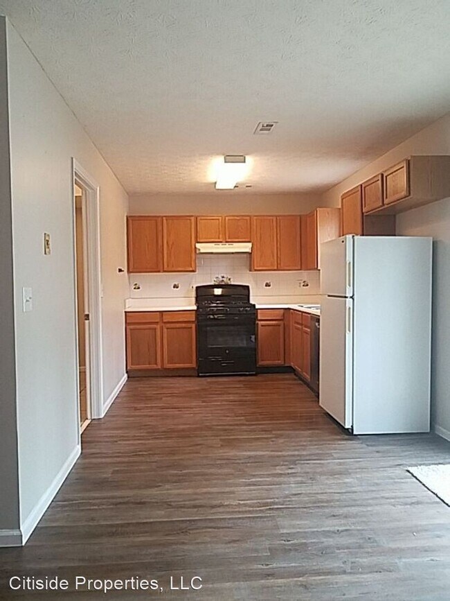 Building Photo - 2 br, 2.5 bath House - 111 Turning Point