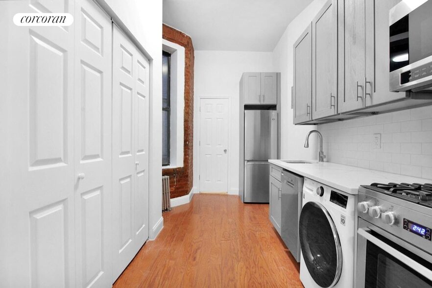 Foto del edificio - 315 E 89th St