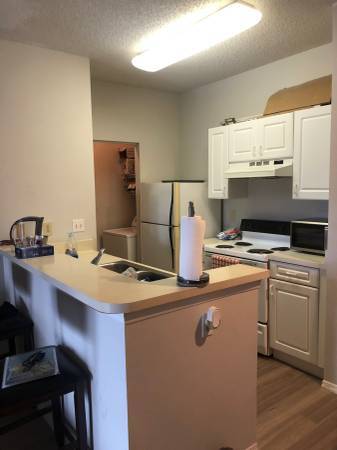 Foto principal - 10024 Strafford Oak Ct