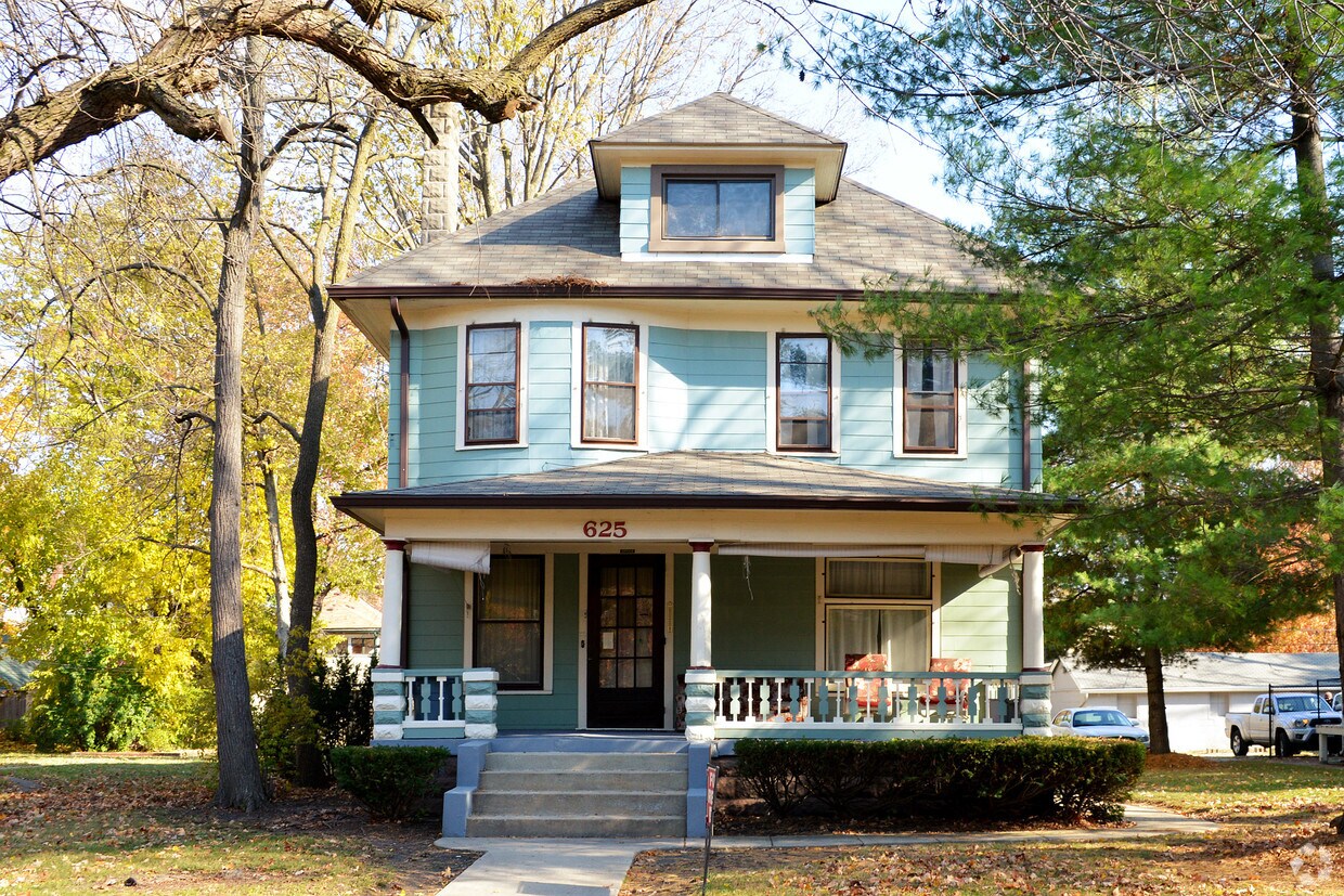Foto del edificio - 625 Woodruff Place Middle Dr