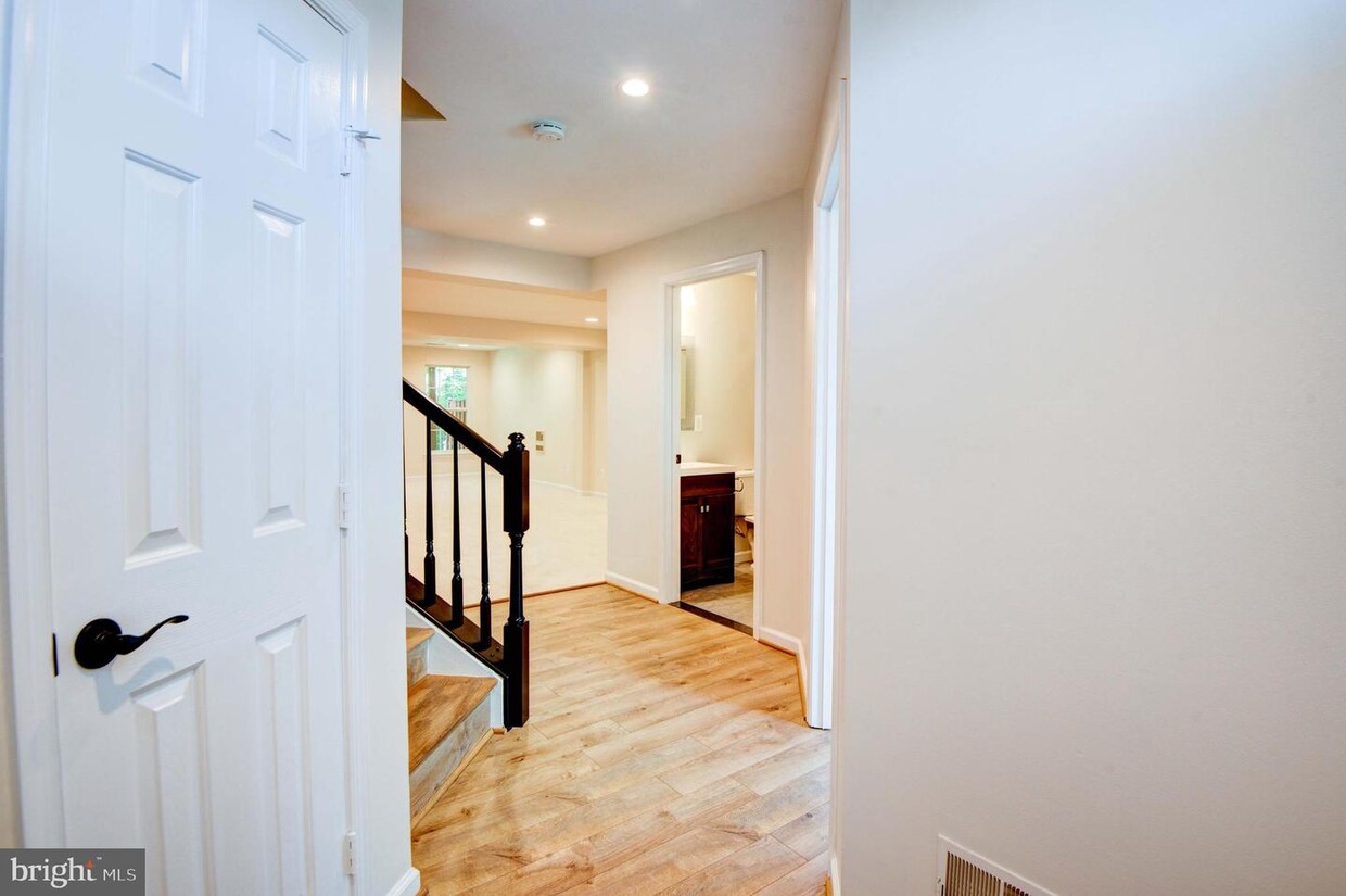 Primary Photo - 13691 St Johns Wood Pl