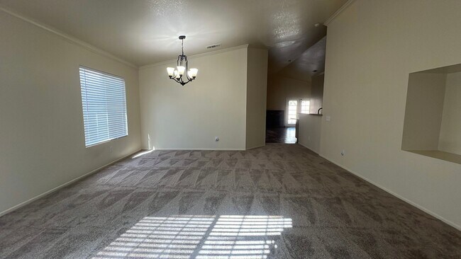 Foto del edificio - (APPLICATION PENDING) East Lancaster Home