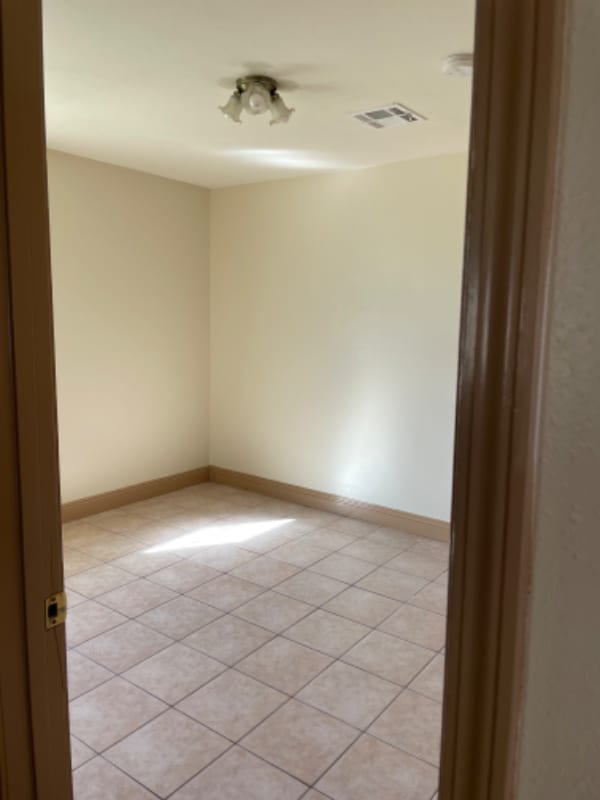 Building Photo - 3327 Jupiter Dr
