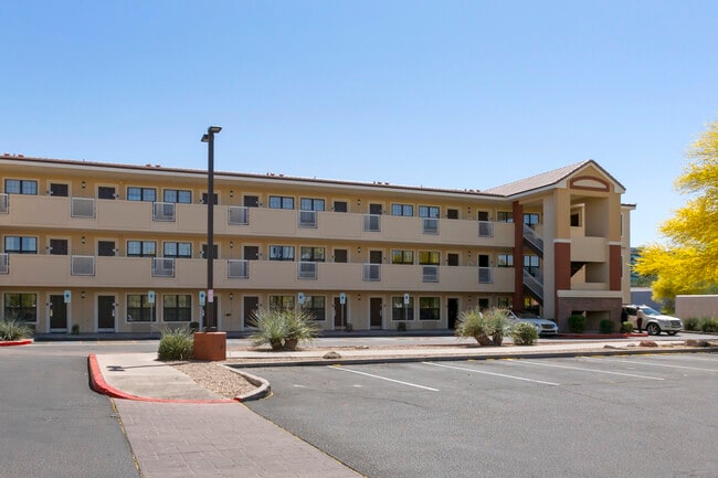 Building Photo - Furnished Studio-Phoenix - Scottsdale - North