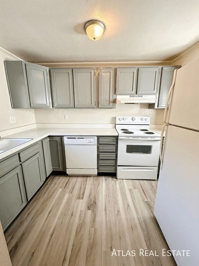 Photo - 461 El Paso Blvd Apartment