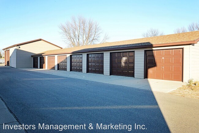 Foto del edificio - 1819-1835 2nd St SE