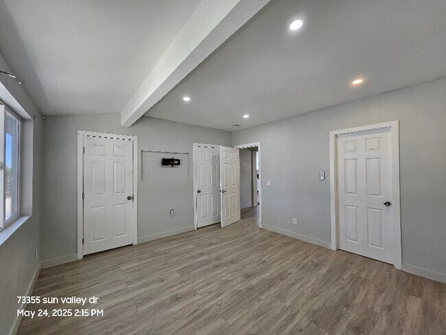 Foto del edificio - 73355 Sun Valley Dr