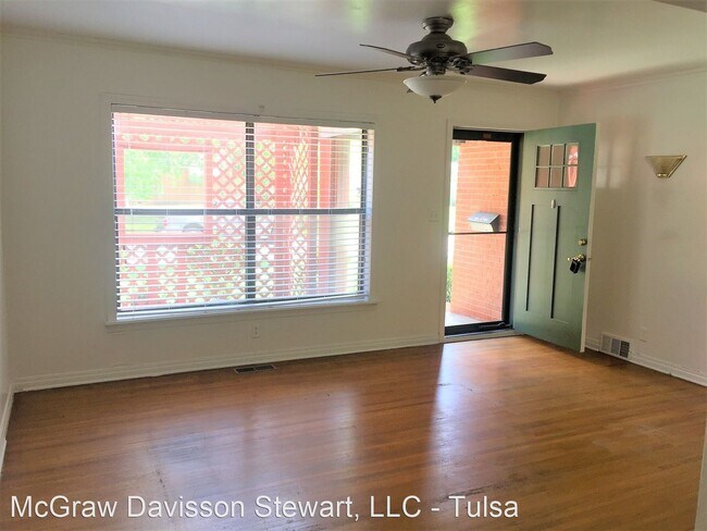 Building Photo - 3 br, 1 bath House - 4676 S. St. Louis Avenue
