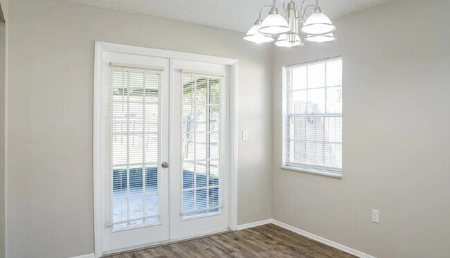 Building Photo - 4635 Squire Hollow Dr