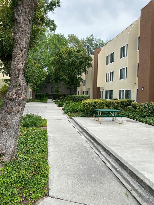 Building Photo - 540 Fano St