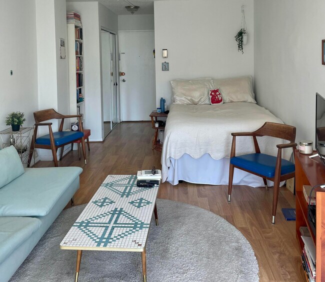 Disposición típica de la cama - 1330 New Hampshire Ave NW