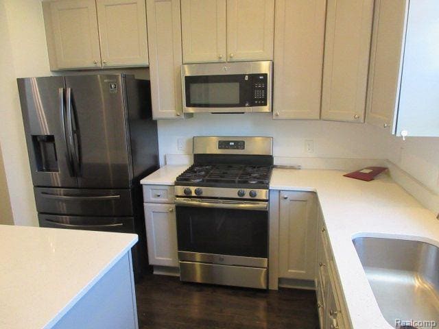 Building Photo - 3147 Chambers W