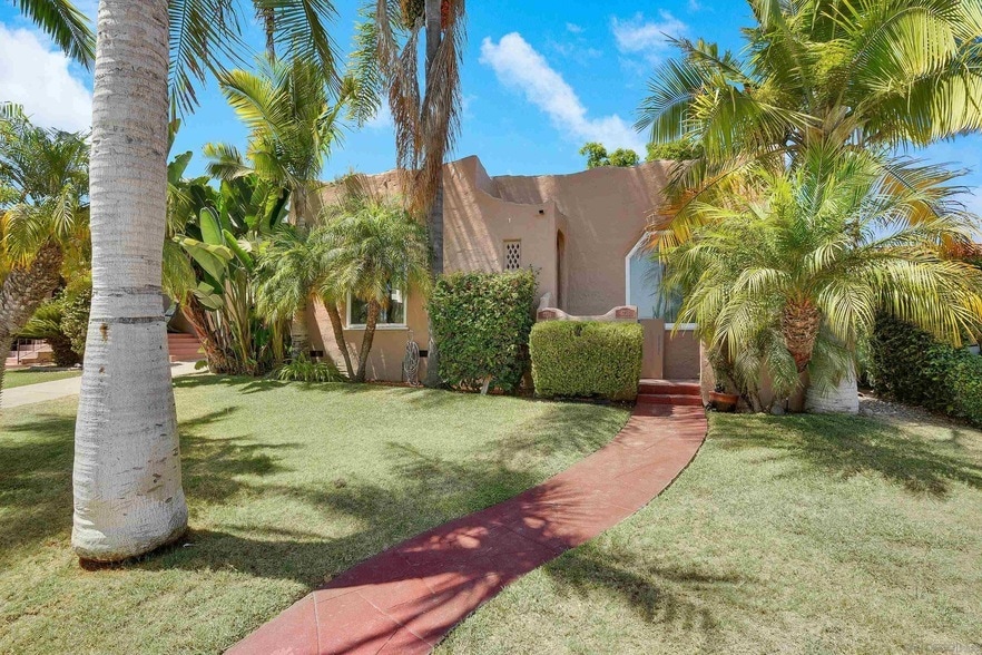 Primary Photo - 4734 Biona Dr