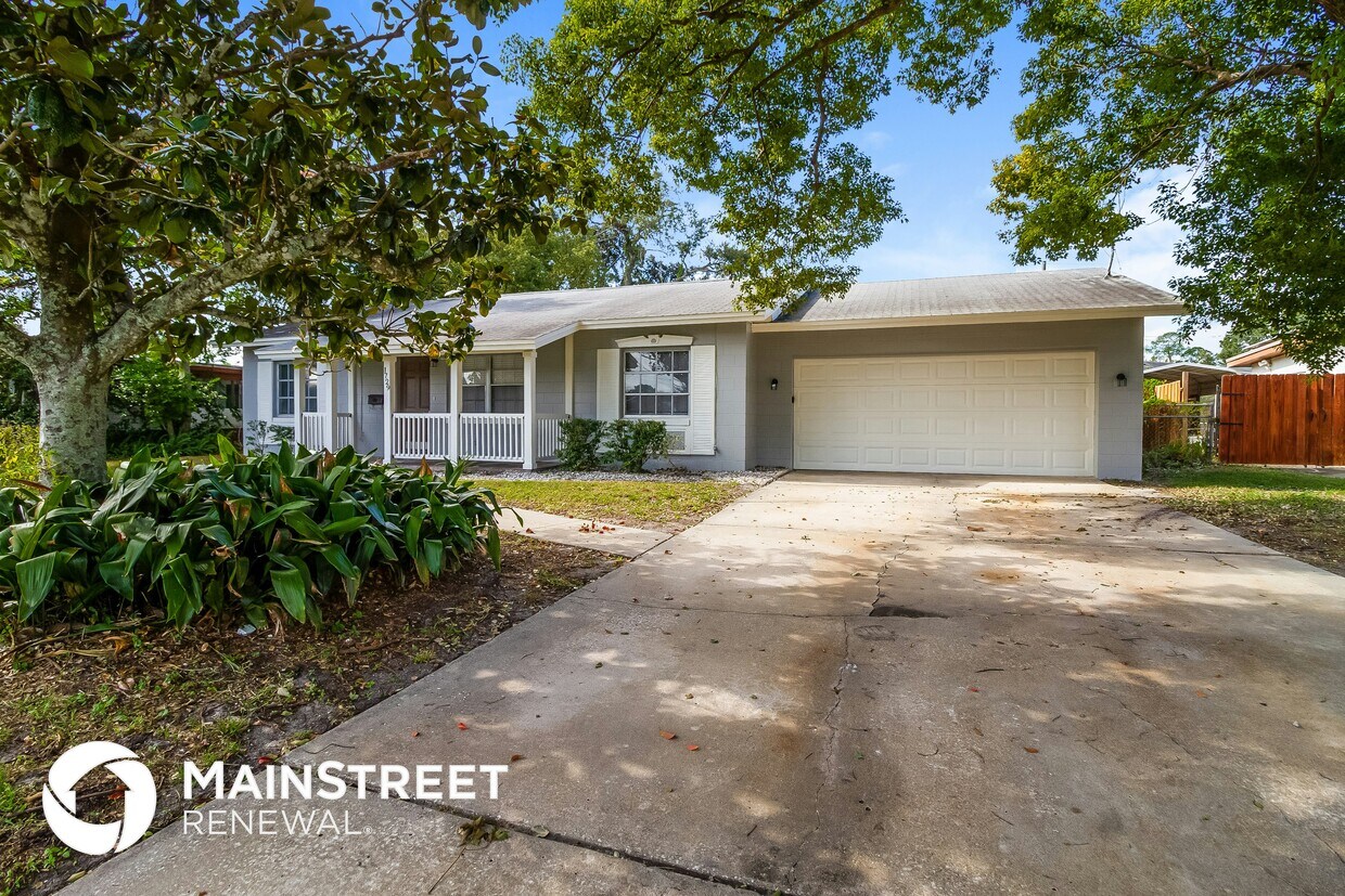 Foto principal - 1729 Puritan Ave