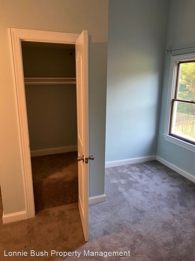 Building Photo - 4 br, 3 bath House - 1244 Saint Brides Road W