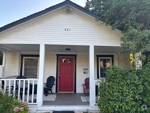 Building Photo - 421 S Clementine St