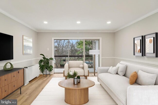 Foto del edificio - 10300 Westlake Dr