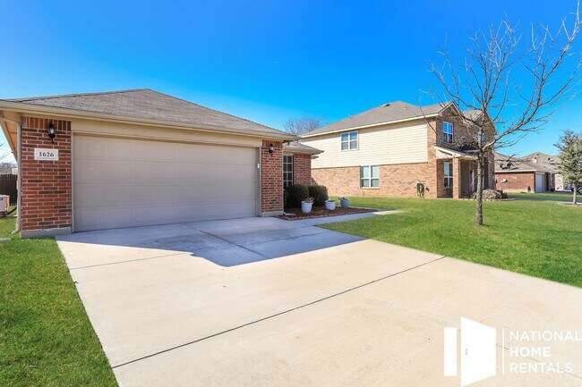 Building Photo - 1626 Kawati Way
