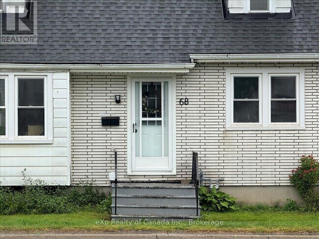 Photo du bâtiment - 68 Cedar St