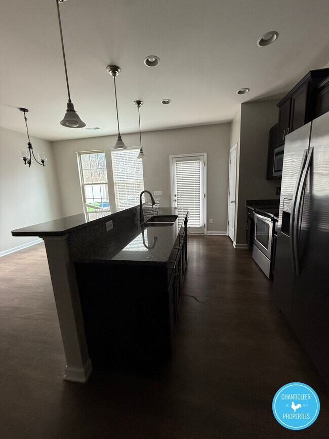 Building Photo - 3721 Landshire View Lane