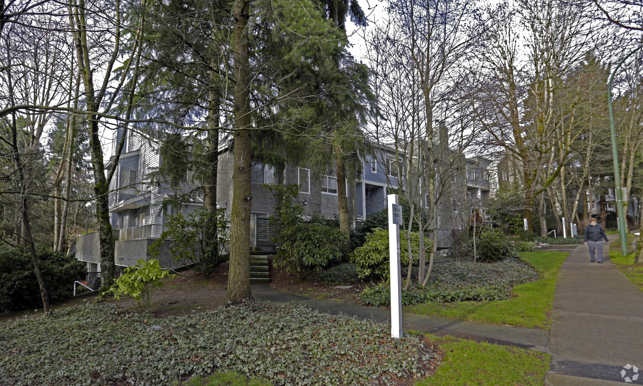 Champlain Ridge On Champlain Crescent