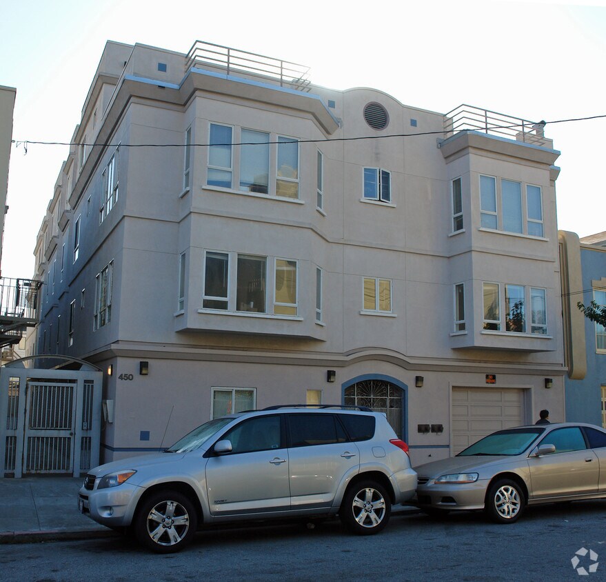 Building Photo - 446-450 5th Ave