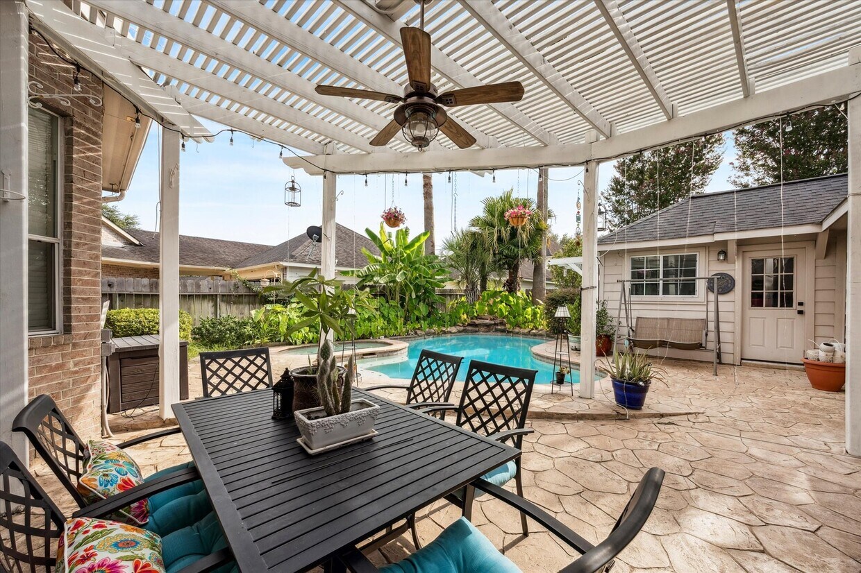 Foto principal - 5626 Brennan Ridge Ln