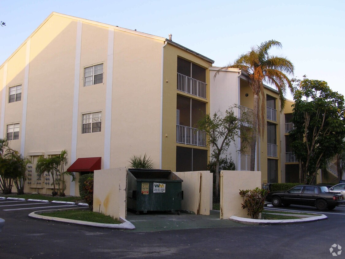 Hammocks Trails Apartments Miami, FL