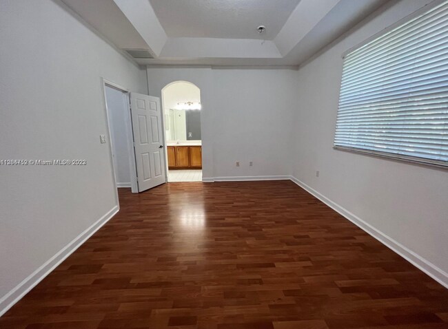 Foto del edificio - 8651 NW 112th Ct