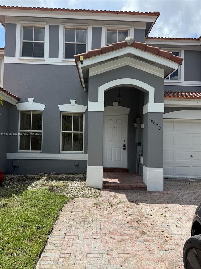 Building Photo - 16620 SW 47th Terrace