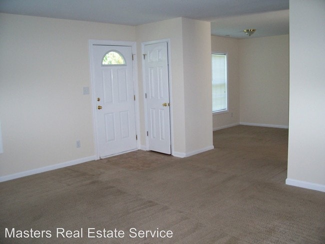 Building Photo - 317 Camden St