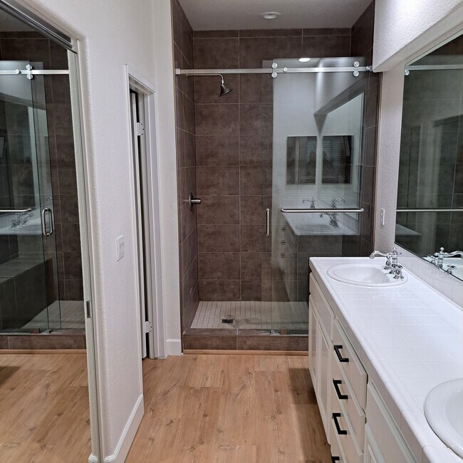 Foto del edificio - 24353 Allegra Way