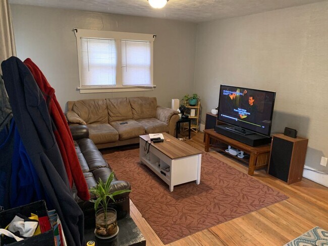 Foto del edificio - 4 Bedroom - PRE-LEASING FOR JUNE