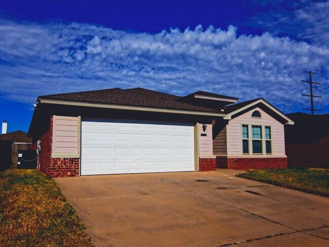 Foto del edificio - Spacious 3 bed 2 bath home in Cooper ISD
