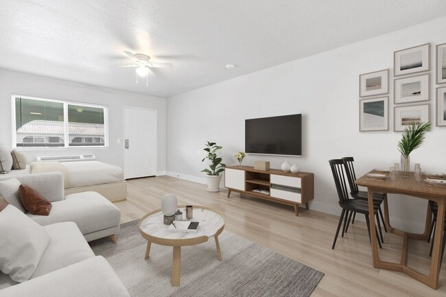 Interior Photo - Vista De Luna