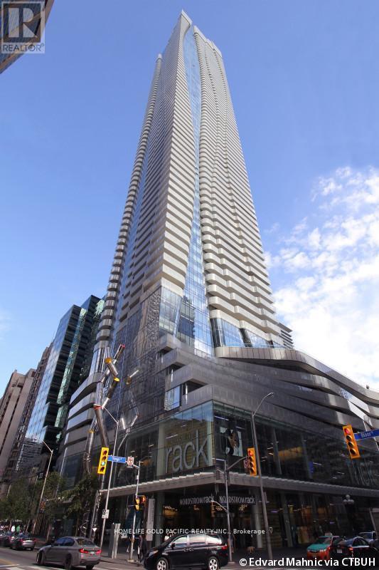 Building Photo - 1 Bloor St E