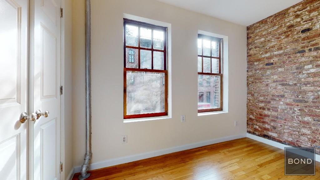 Foto del edificio - 207-209 West 11th Street