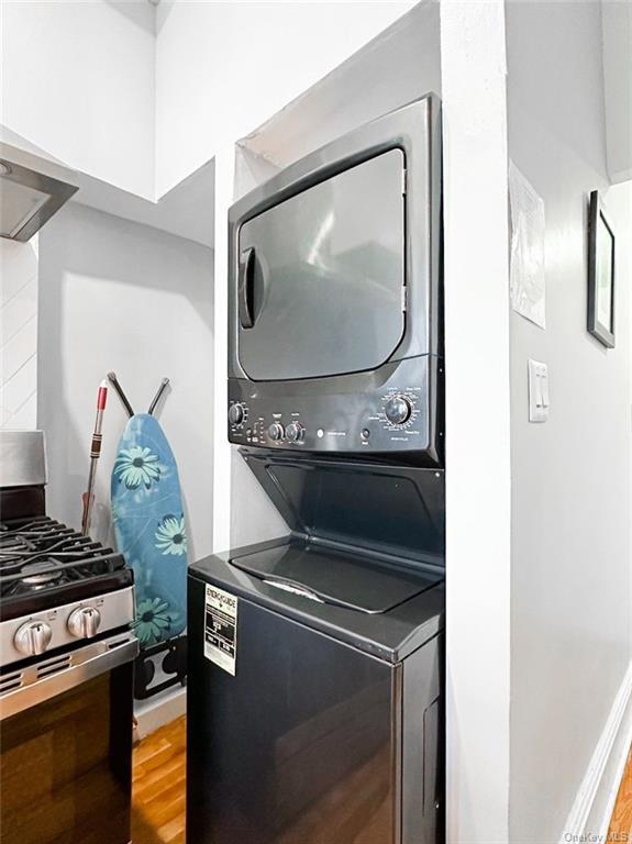 Building Photo - 423 W 144th St