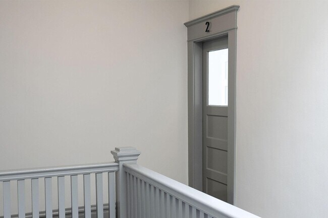 Foto del edificio - Available 2 Bedroom Unit In The Elmwood!