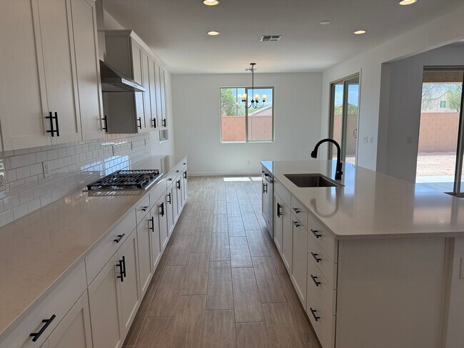 Gourmet Kitchen - 40563 W Michaels Dr