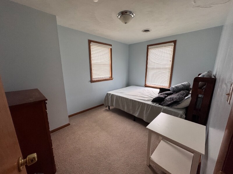 Foto principal - 120 S Washington St