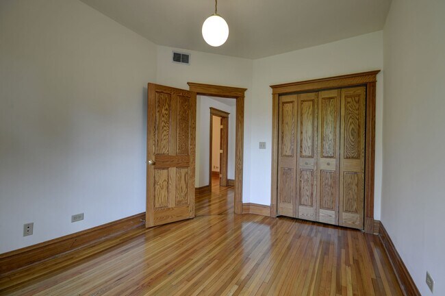 Foto del edificio - 849 W Grace St